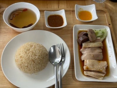 ข้าวมันไก่สิงคโปร์