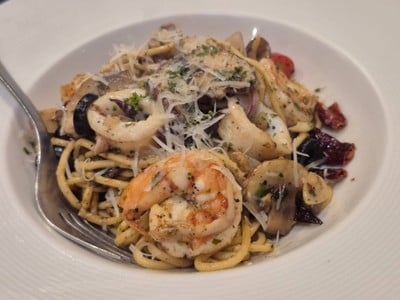 Spaghetti Seafood Galic Chilli