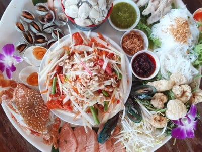 ส้มตำไทย