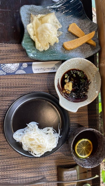 ชุดราเมงรางน้ำ