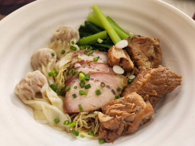 บะหมี่หมู3ทัพ