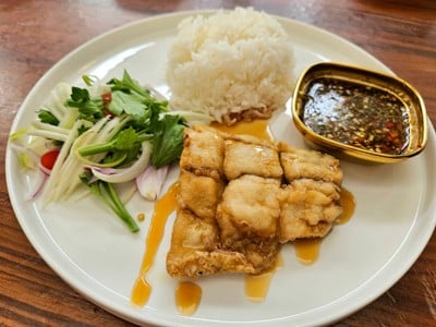 อาหาร หรือ เครื่องดื่ม