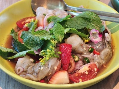 ตำสตอเบอรรี่กุ้งสด