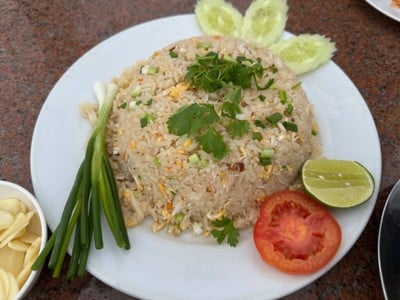 ข้าวผัดปู