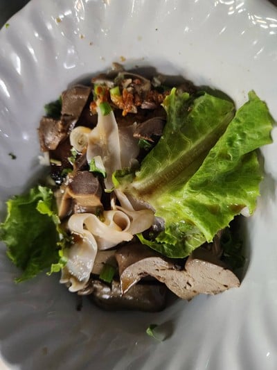 บะหมี่แห้งเป็ดพะโล้พิเศษ