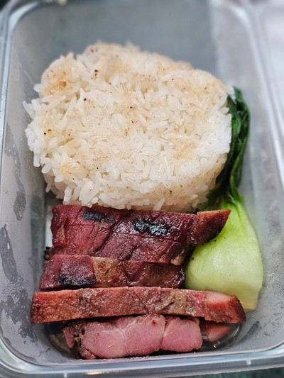 ตั้งใจย่าง ถนนจันทน์