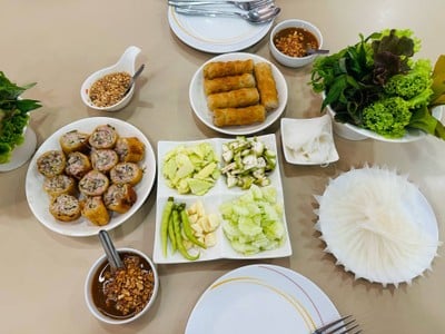 แหนมเนือง