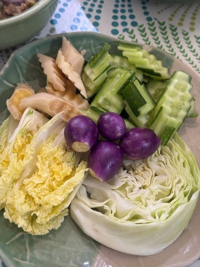 ปูหลนผักสด