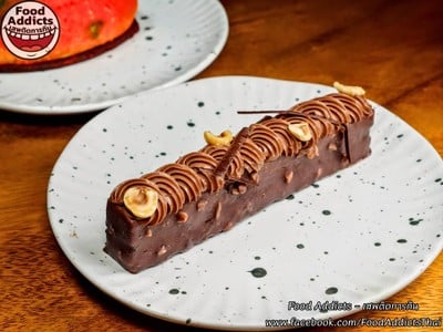 Magnum Cake
