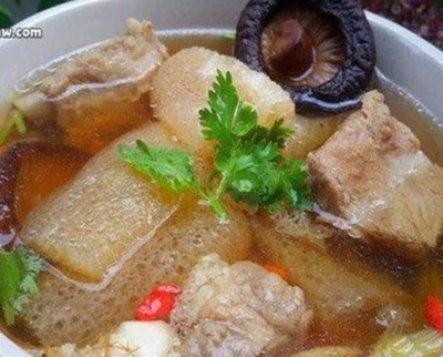 ต้มจืดตำลึงหมูสับ เต้าหู้ไข่