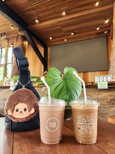 บ้านอวดชุม บ้านอวดชุม