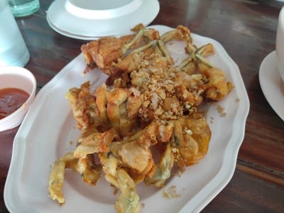 กบทอดกระเทียม