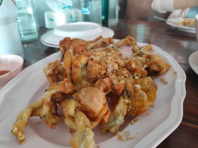 กบทอดกระเทียม