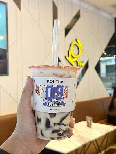 Black Tea Jelly Oolong Milk Tea