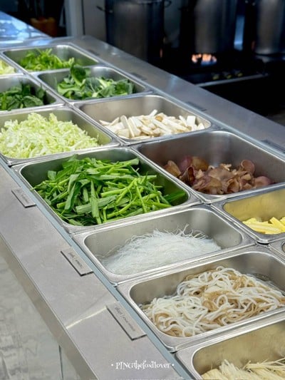 อาหาร หรือ เครื่องดื่ม