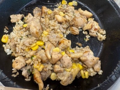 ข้าวเปปเปอร์ไก่จัมโบ้