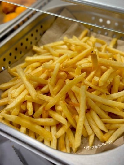 อาหาร หรือ เครื่องดื่ม