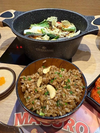 ข้าวผัดกระเทียม