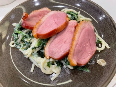 Spaghetti with duck breast