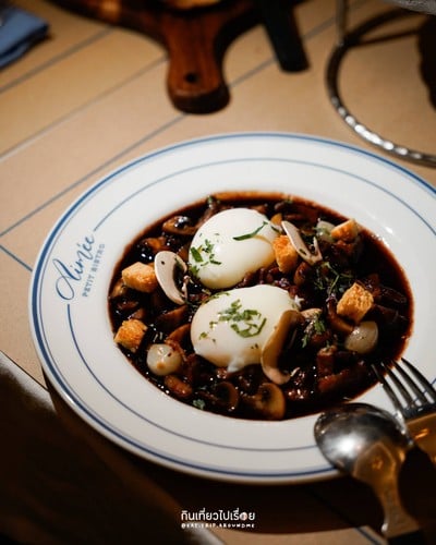 Oeufs en Meurette