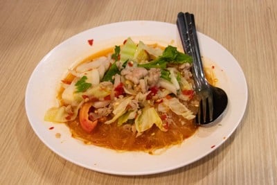 ยำวุ้นเส้น