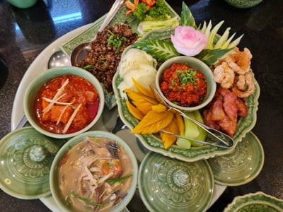 สำรับปี๋ใหม่เมือง