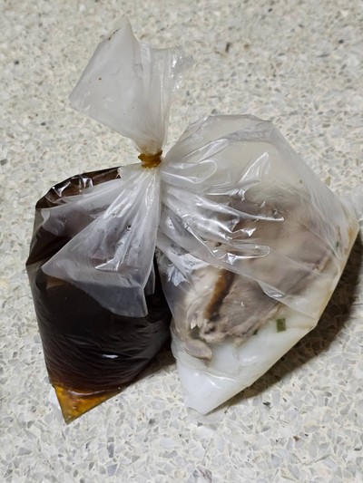 เส้นใหญ่เป็ด