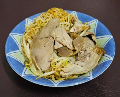 ก๋วยเตี๋ยวเป็ด บะหมี่แห้ง