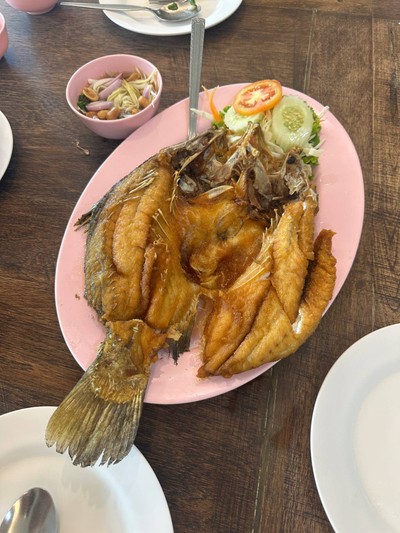 ปลากะพงทอดน้ำปลา