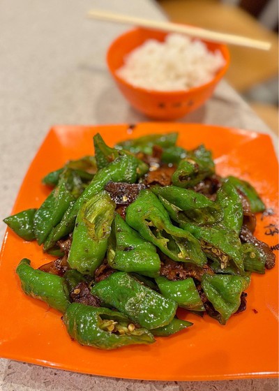 🫑 Stir Fried Chili w/ Pork. (Price 68 MOP.)