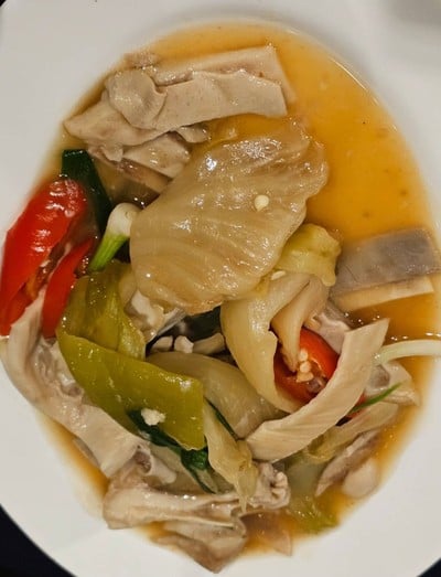 กระเพาะหมูผัดเกี๊ยมฉ่าย