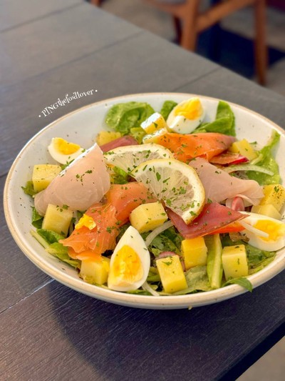 อาหาร หรือ เครื่องดื่ม