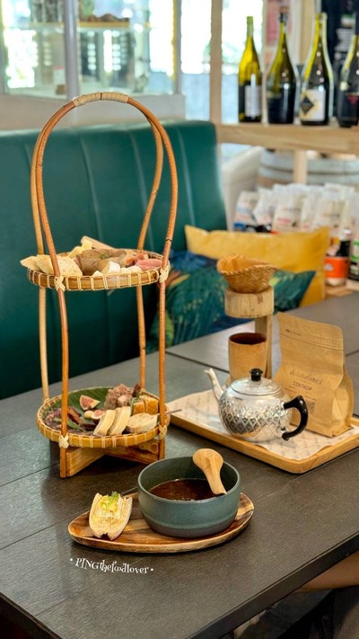 อาหาร หรือ เครื่องดื่ม