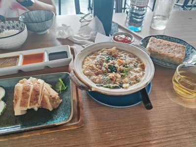 อาหาร หรือ เครื่องดื่ม