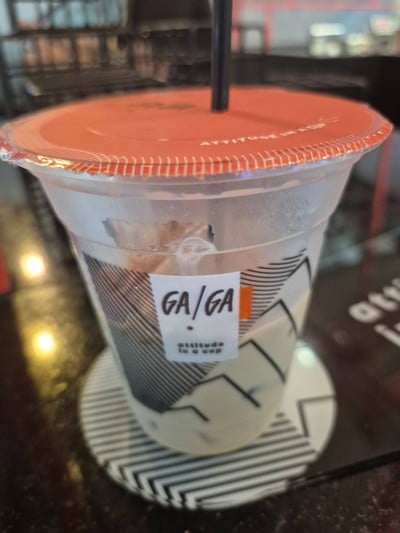 อาหาร หรือ เครื่องดื่ม