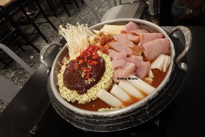 หม้อไฟเกาหลีบูเดจิเก