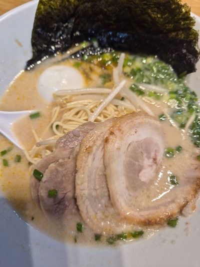 ชิโรมารุ โมโตอาจิ