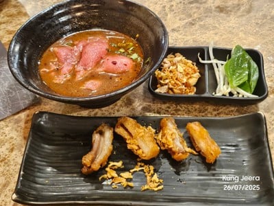 อาหาร หรือ เครื่องดื่ม