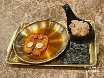 อาหาร หรือ เครื่องดื่ม