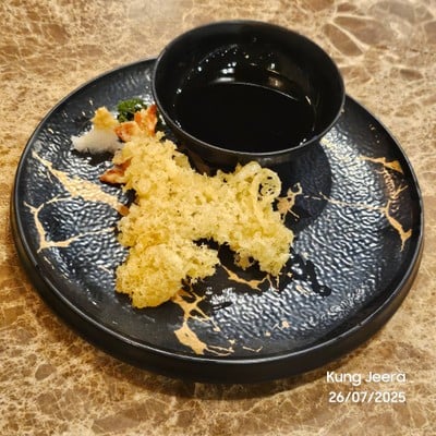 อาหาร หรือ เครื่องดื่ม