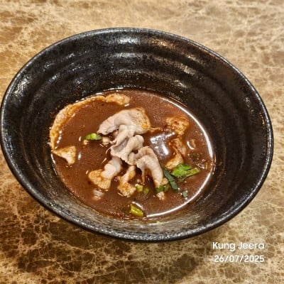 อาหาร หรือ เครื่องดื่ม