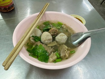 เกาเหลาลูกชิ้นเนื้อเปื่อย ไม่งอก