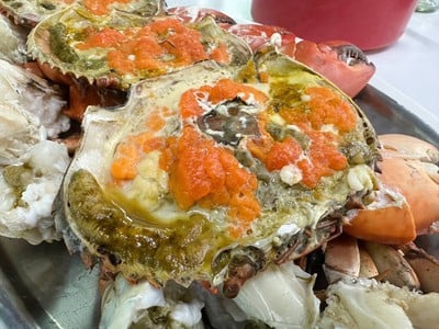 ปูไข่นึ่ง