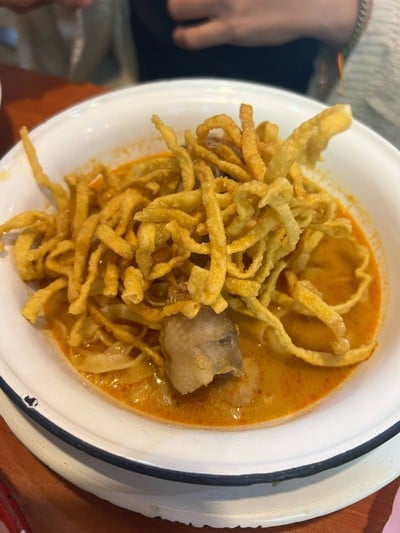 ข้าวซอยไก่