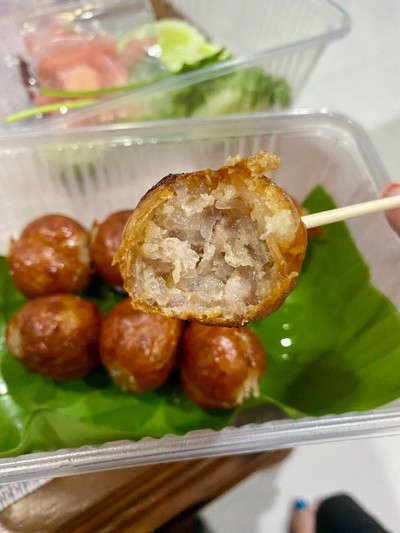 ไส้กรอกอีสาน ดั้งเดิม ชุดเล็กFried pork sausage