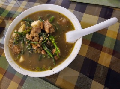 แกงยอดผักริมรั้ว