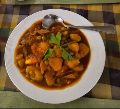 สตูว์ลิ้นหมู