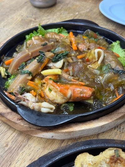 เซี่ยงไฮ้ผัดขี้เมาทะเลยักษ์