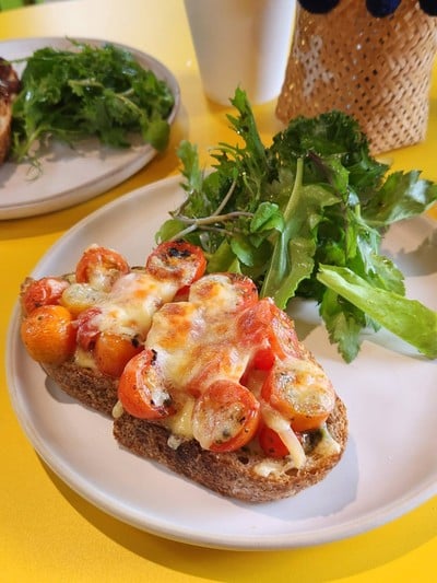 อาหาร หรือ เครื่องดื่ม