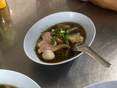 เส้นเล็กรวมเนื้อ